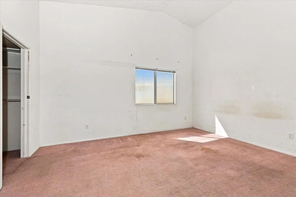 10780 Bel Air Drive Cherry Valley, CA 92223