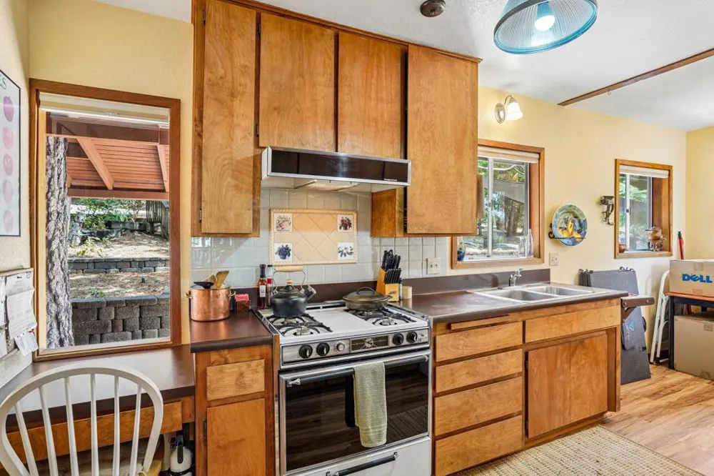 25447 Marion Ridge Idyllwild, CA 92549