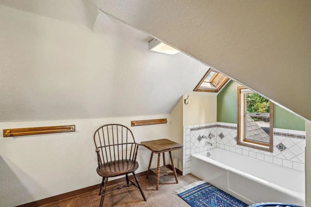 25447 Marion Ridge Idyllwild, CA 92549