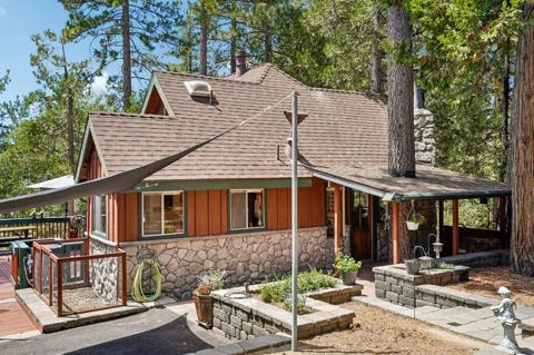 25447 Marion Ridge