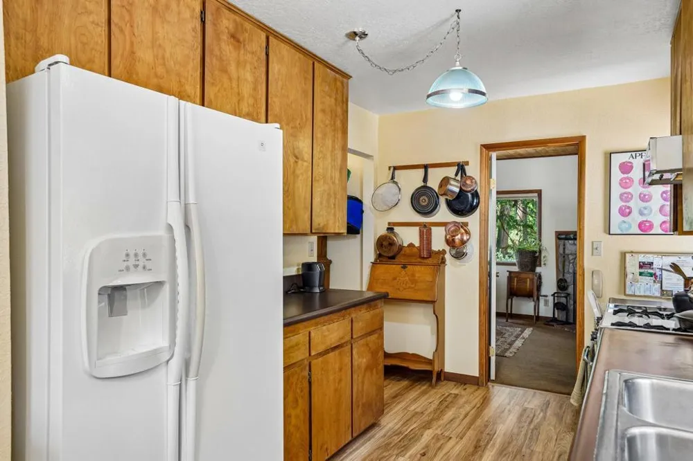 25447 Marion Ridge Idyllwild, CA 92549