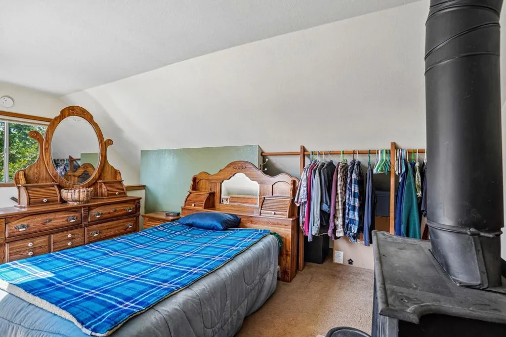 25447 Marion Ridge Idyllwild, CA 92549