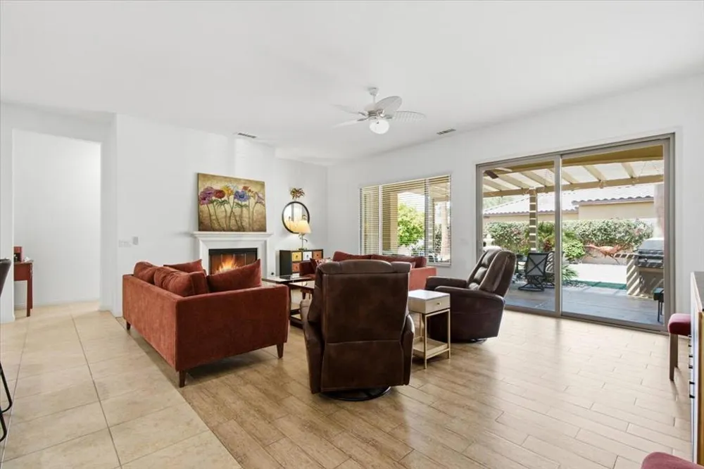 81240 Avenida Neblina Indio, CA 92203