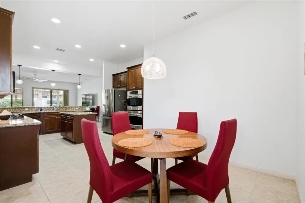 81240 Avenida Neblina Indio, CA 92203