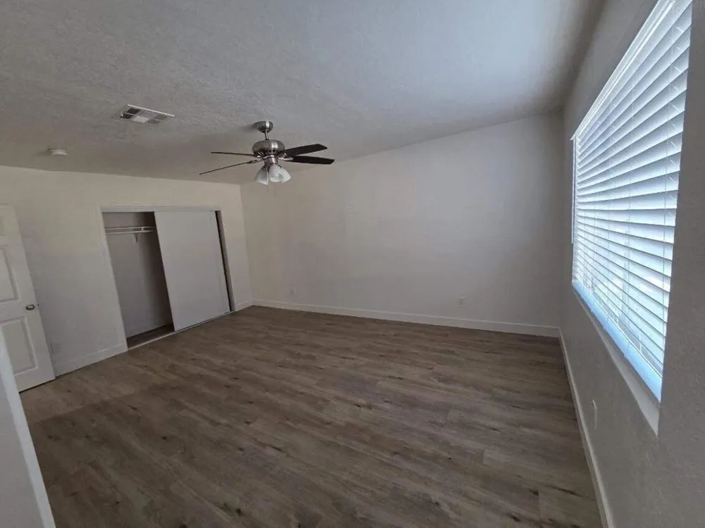 9425 Vista Del Valle Desert Hot Springs, CA 92240