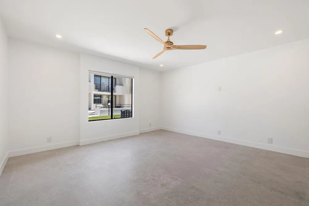 1400 E Palm Canyon Drive #214 Palm Springs, CA 92264