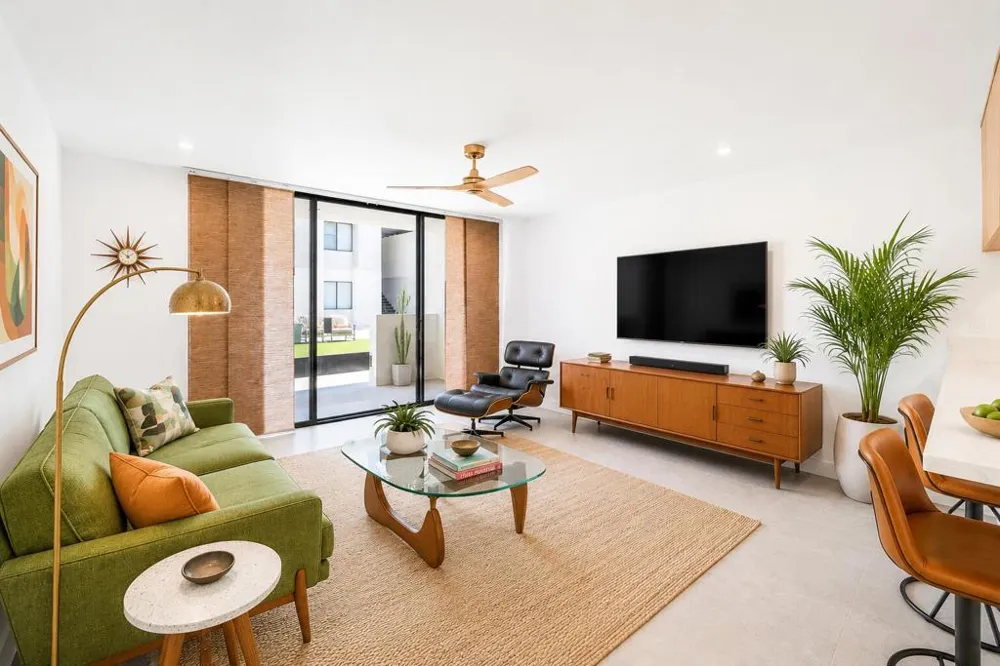 1400 E Palm Canyon Drive #214 Palm Springs, CA 92264