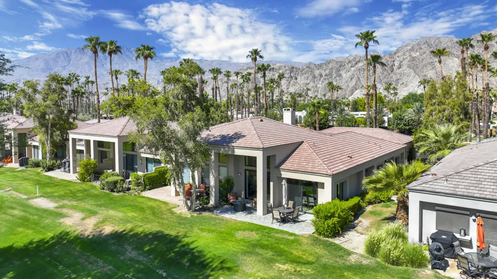 54914 Oaktree La Quinta, CA 92253