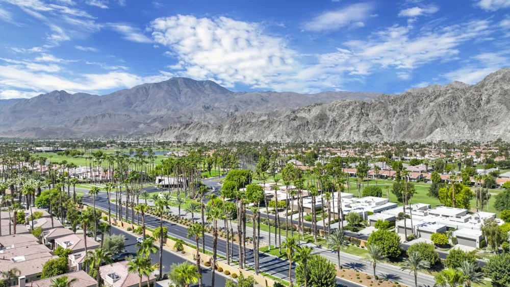 54914 Oaktree La Quinta, CA 92253