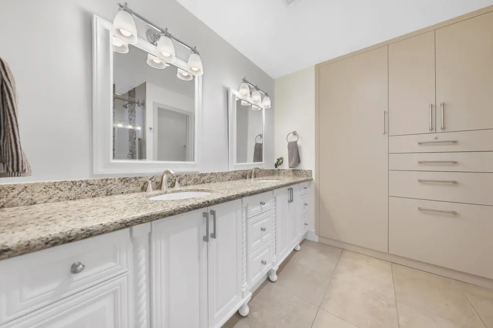 54914 Oaktree La Quinta, CA 92253