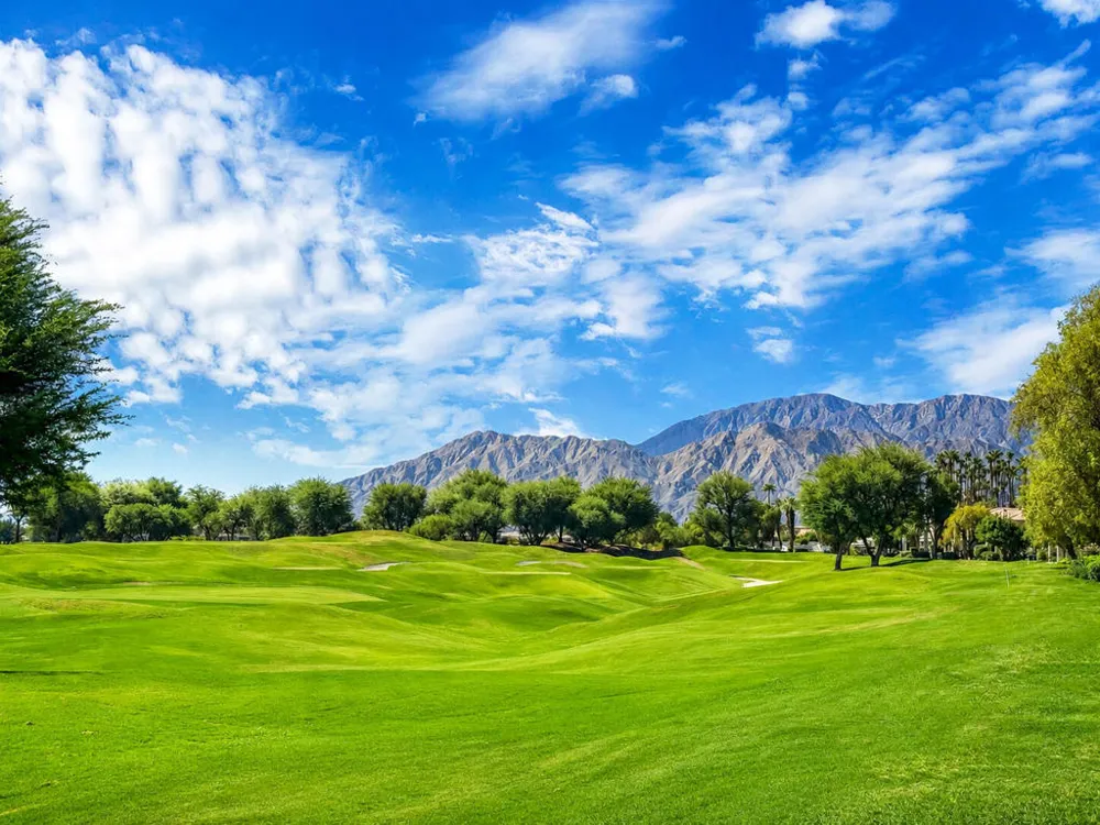 54914 Oaktree La Quinta, CA 92253