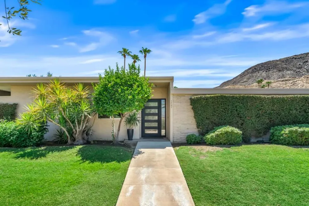 72213 El Paseo, #1707 Palm Desert, CA 92260