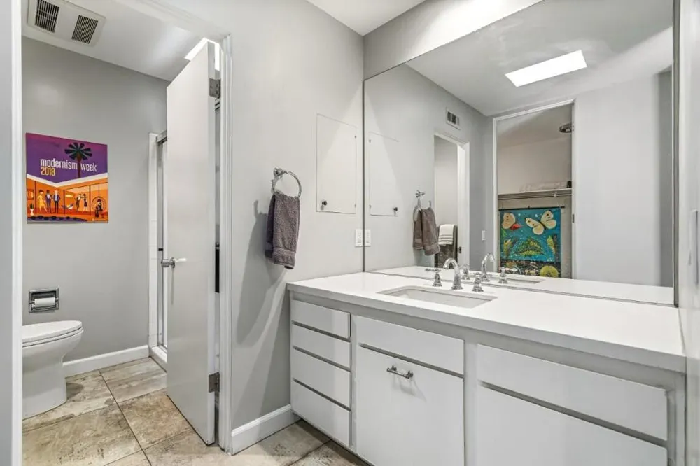 72213 El Paseo, #1707 Palm Desert, CA 92260