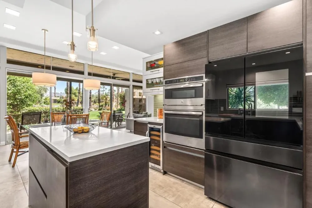 72213 El Paseo, #1707 Palm Desert, CA 92260