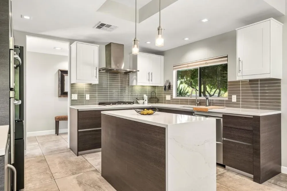 72213 El Paseo, #1707 Palm Desert, CA 92260