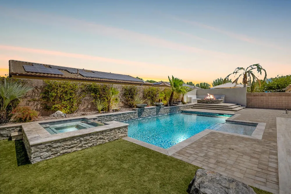 816 Mira Grande Palm Springs, CA 92262