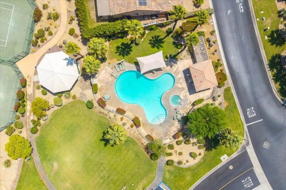 816 Mira Grande Palm Springs, CA 92262