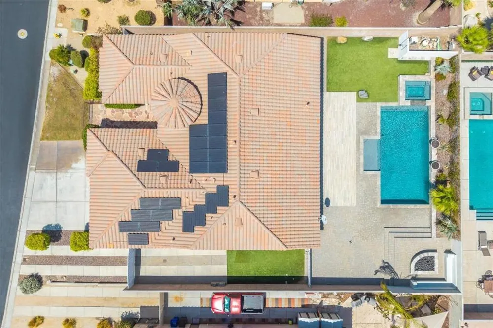 816 Mira Grande Palm Springs, CA 92262