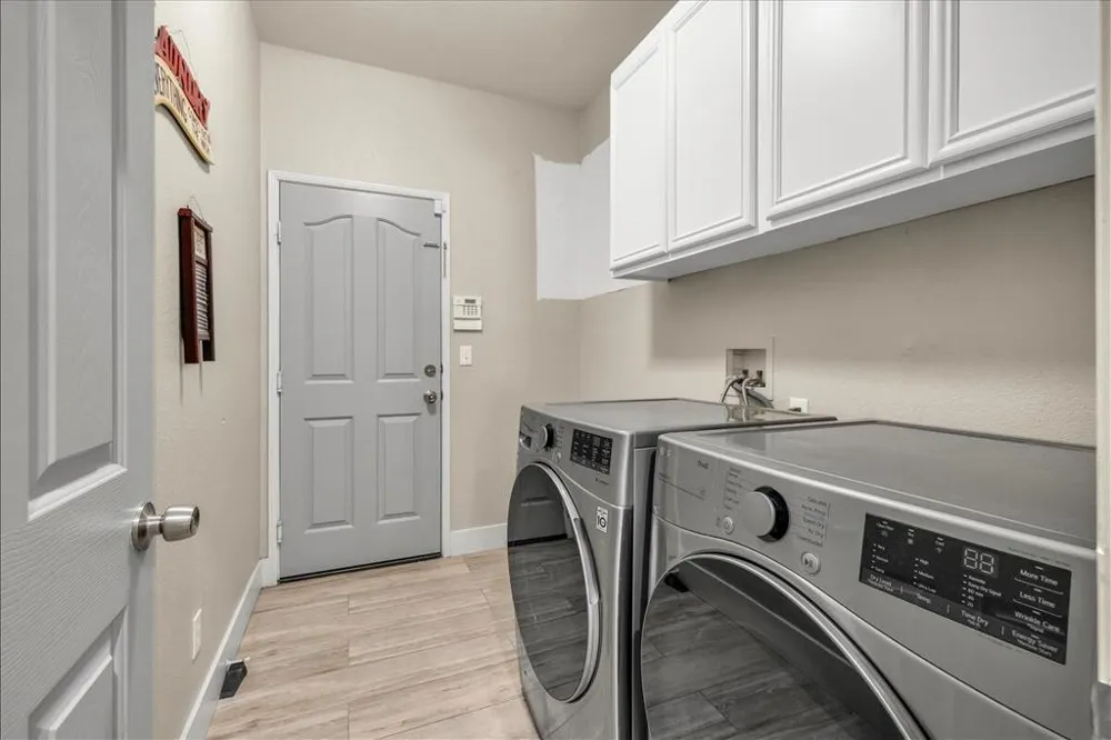816 Mira Grande Palm Springs, CA 92262