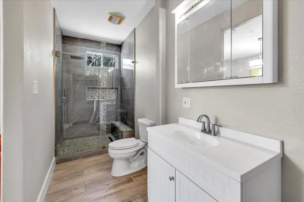 816 Mira Grande Palm Springs, CA 92262