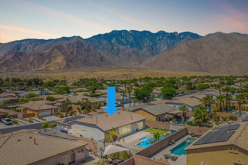 816 Mira Grande Palm Springs, CA 92262