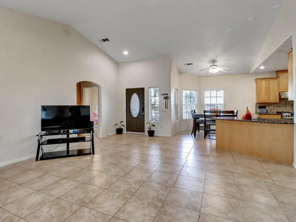 1081 Aberdeen Drive Thermal, CA 92274