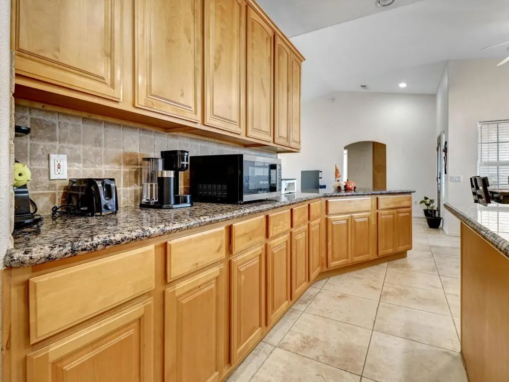 1081 Aberdeen Drive Thermal, CA 92274