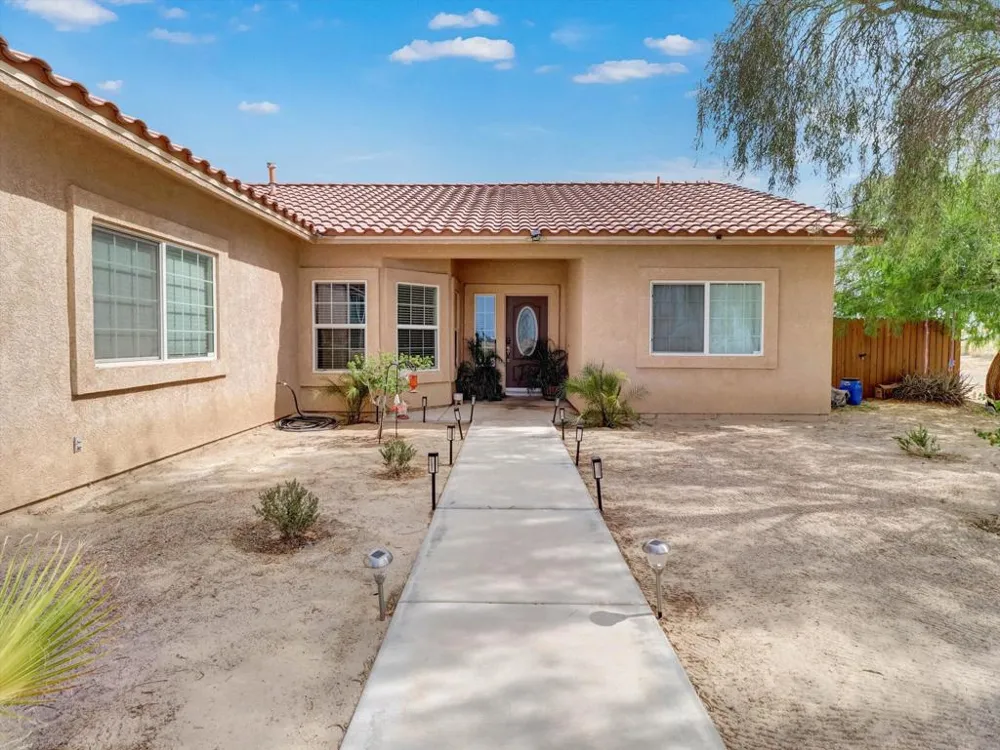 1081 Aberdeen Drive Thermal, CA 92274