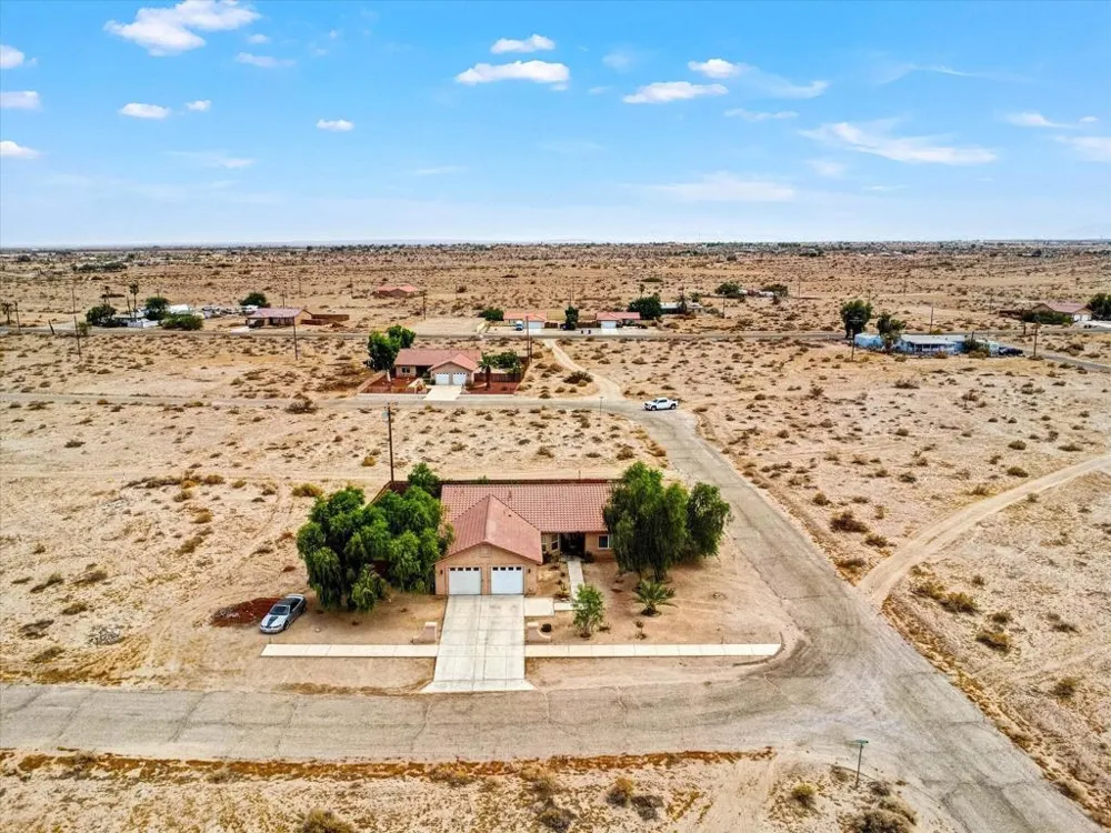1081 Aberdeen Drive Thermal, CA 92274