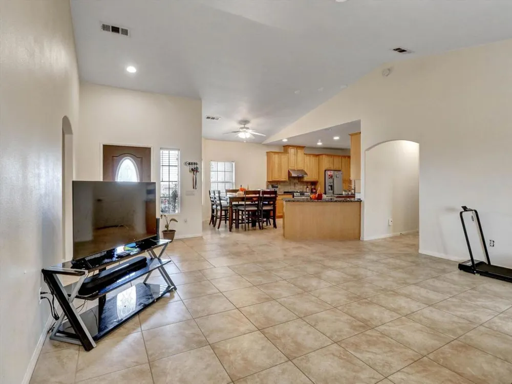 1081 Aberdeen Drive Thermal, CA 92274
