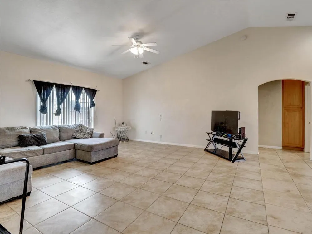 1081 Aberdeen Drive Thermal, CA 92274