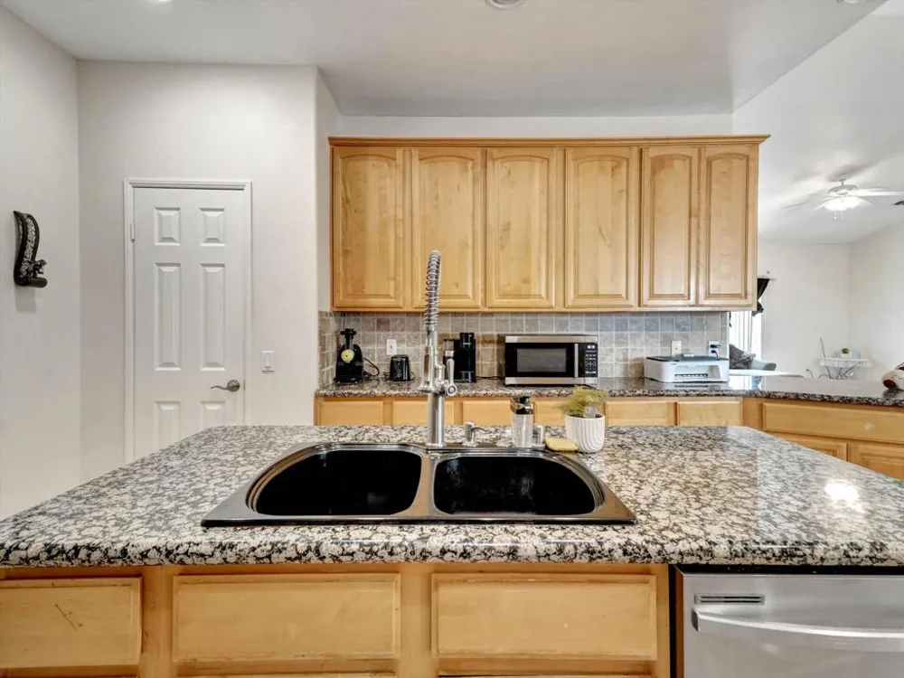1081 Aberdeen Drive Thermal, CA 92274