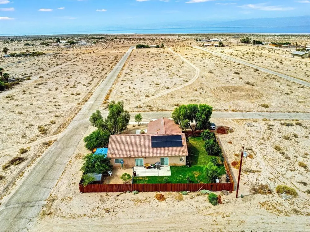1081 Aberdeen Drive Thermal, CA 92274