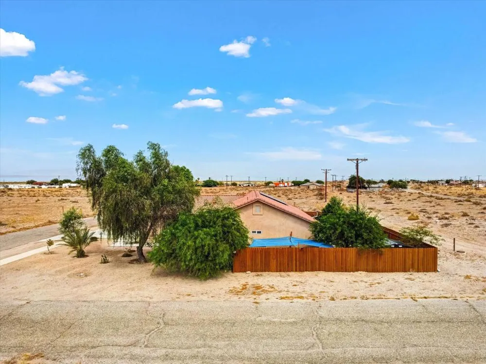 1081 Aberdeen Drive Thermal, CA 92274