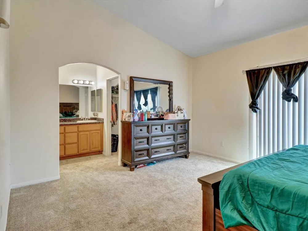 1081 Aberdeen Drive Thermal, CA 92274