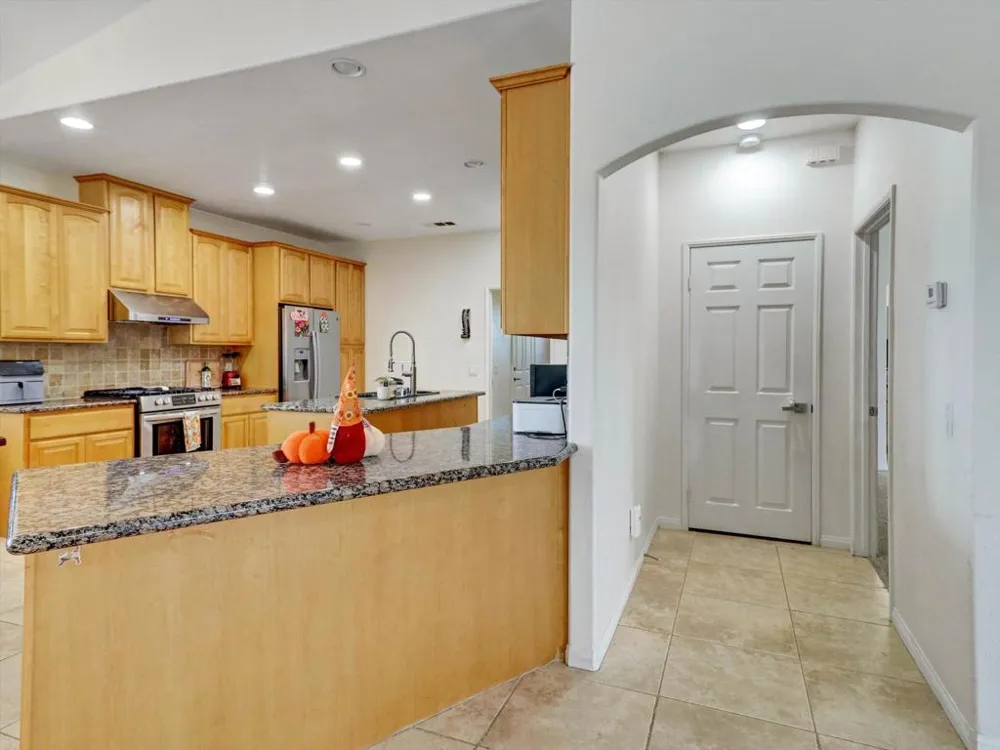 1081 Aberdeen Drive Thermal, CA 92274