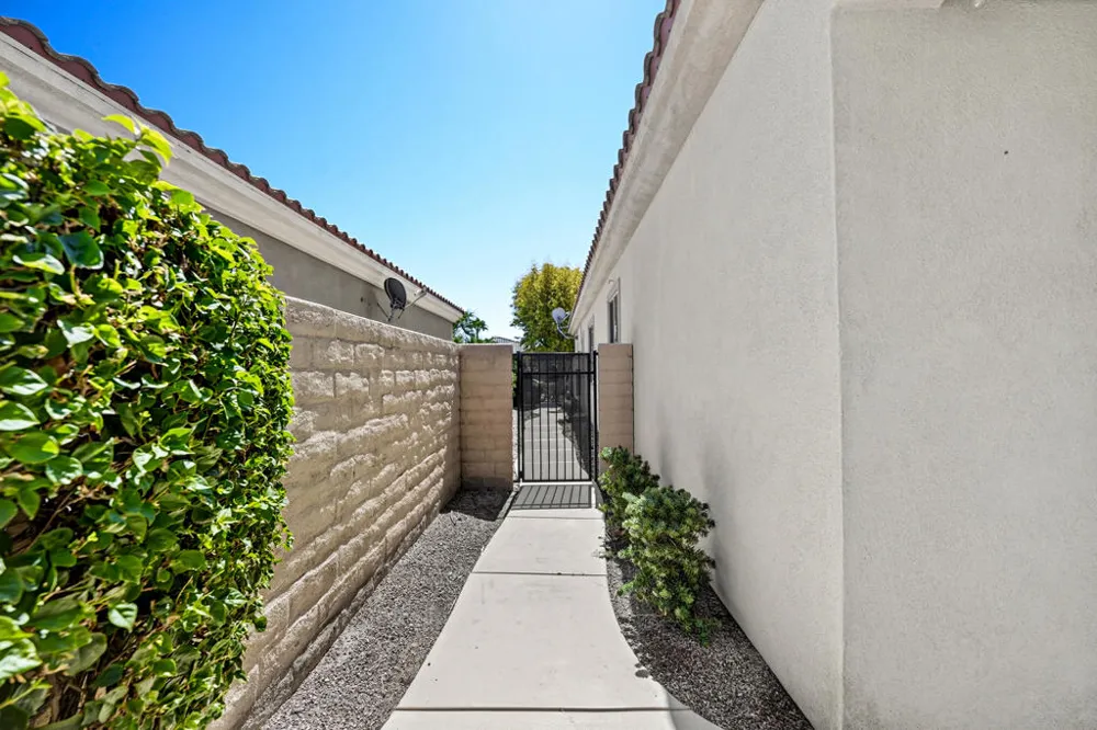 40139 Calle Mandrina Indio, CA 92203