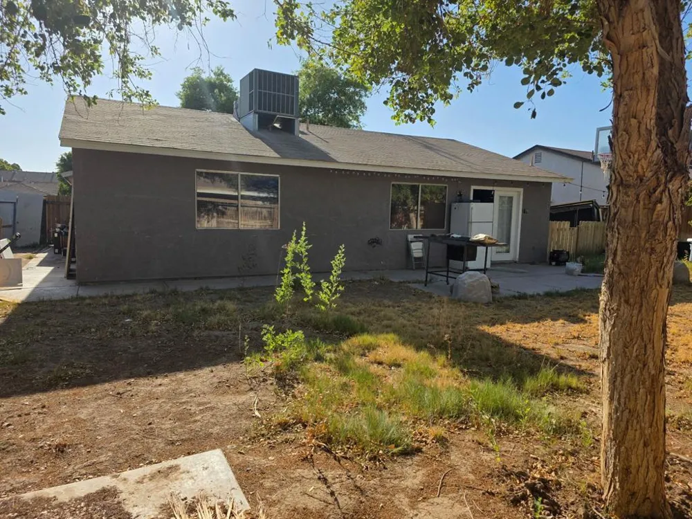 978 Pater Street Brawley, CA 92227