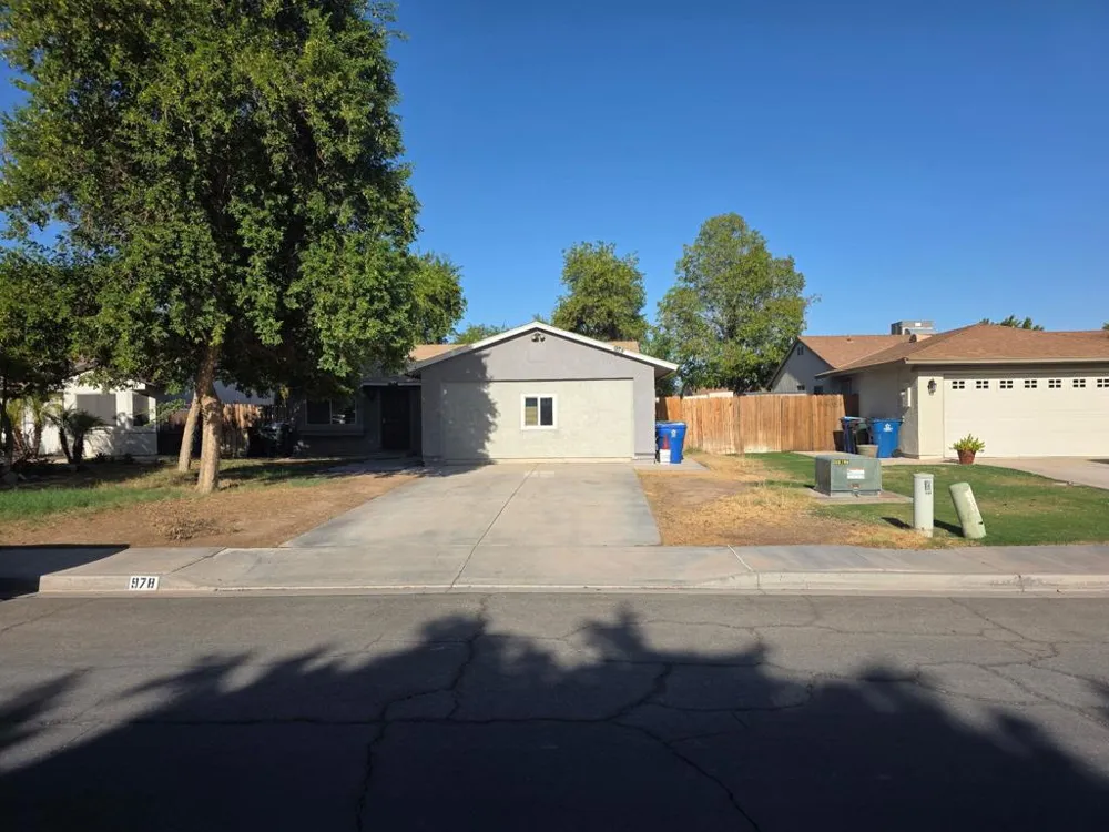 978 Pater Street Brawley, CA 92227