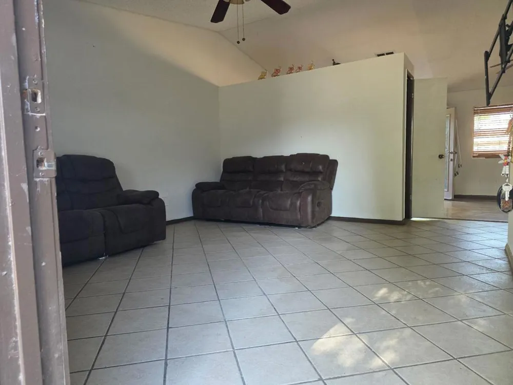 978 Pater Street Brawley, CA 92227
