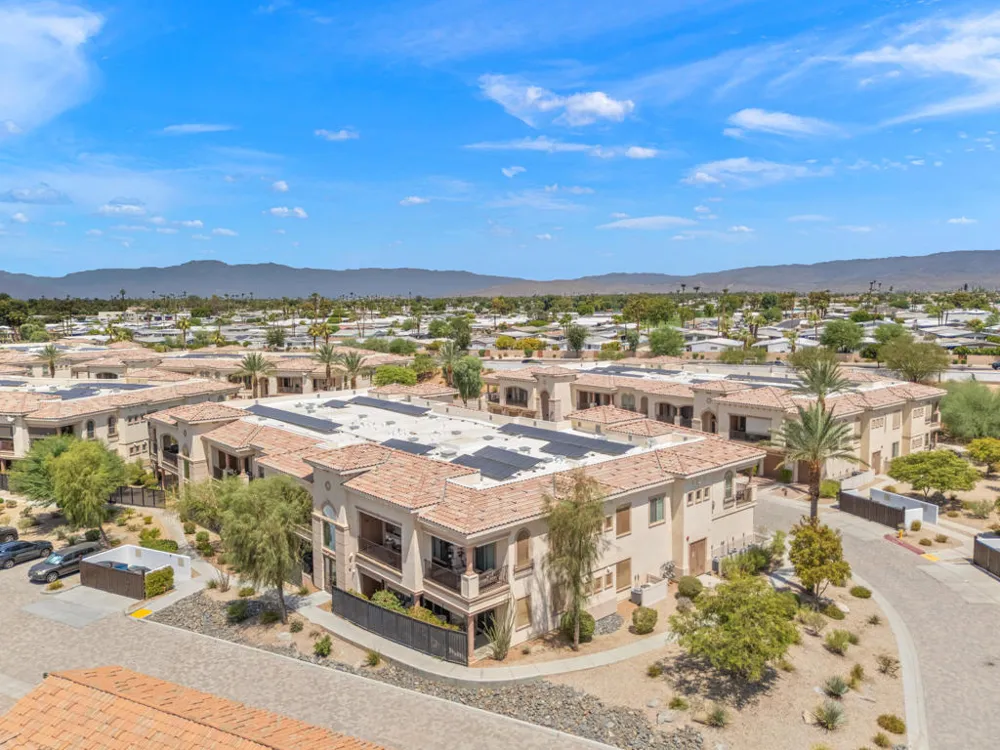 2100 Via Calderia #2101 Palm Desert, CA 92260