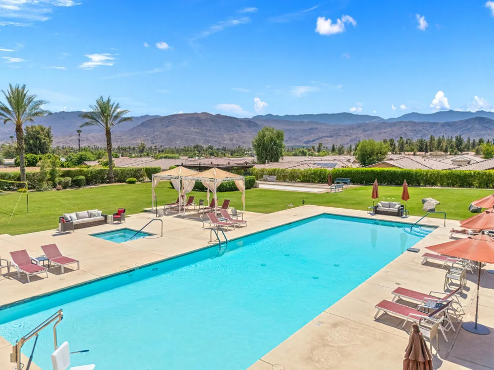 2100 Via Calderia #2101 Palm Desert, CA 92260