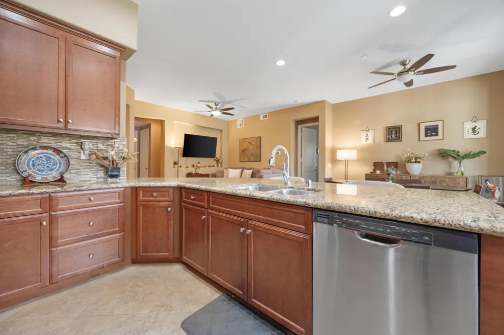 2100 Via Calderia #2101 Palm Desert, CA 92260