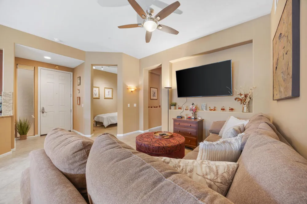 2100 Via Calderia #2101 Palm Desert, CA 92260