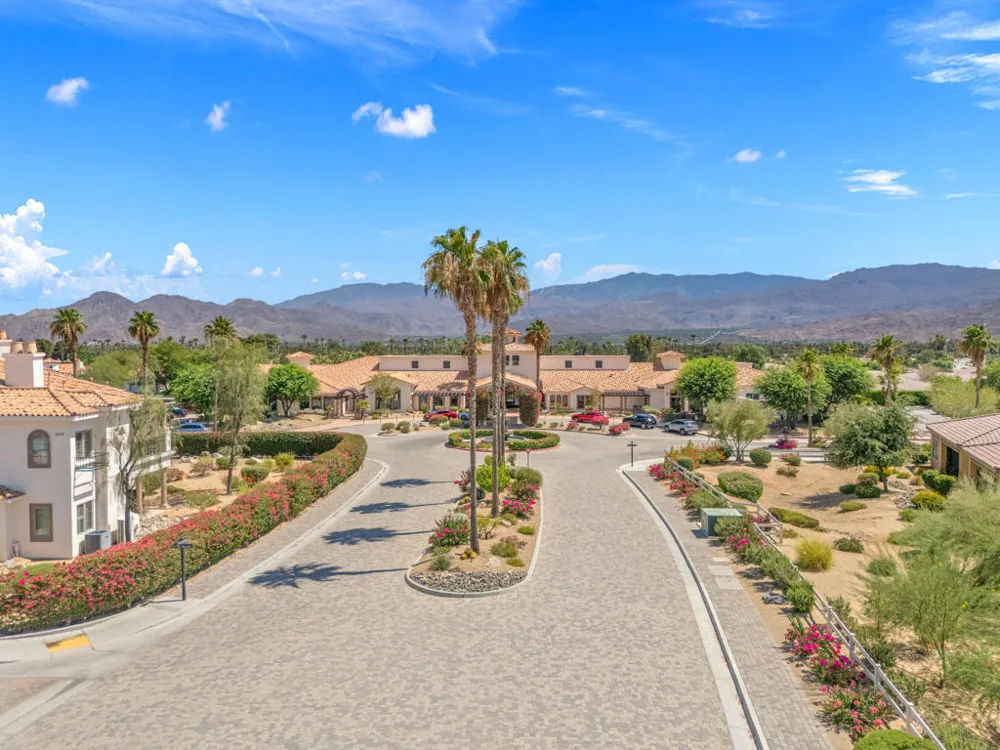 2100 Via Calderia #2101 Palm Desert, CA 92260