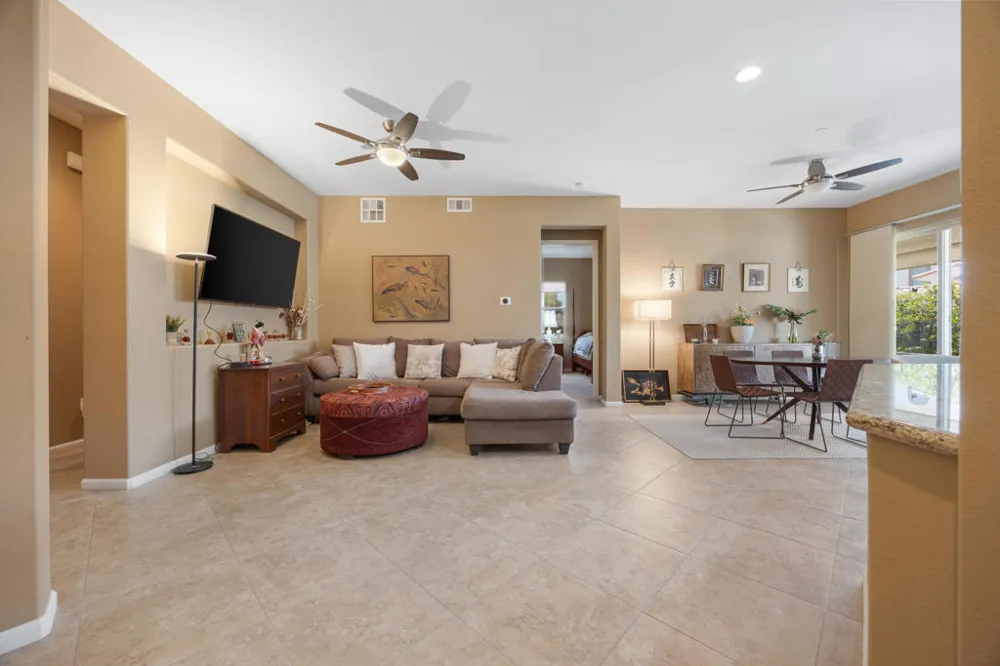 2100 Via Calderia #2101 Palm Desert, CA 92260