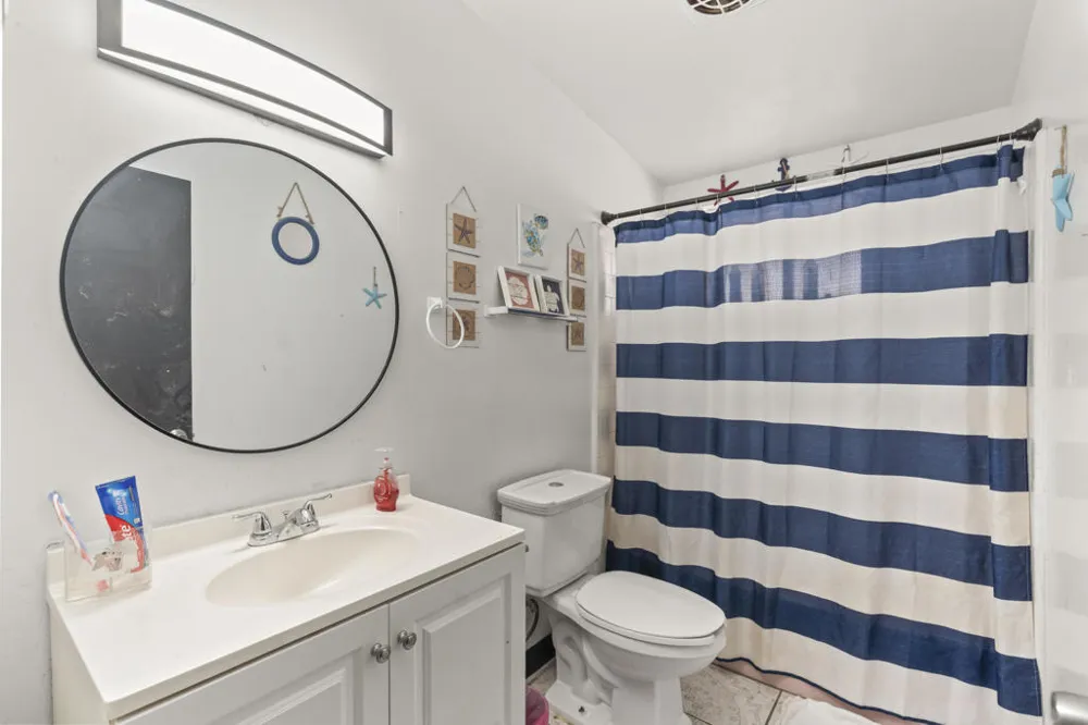83085 Stone Canyon Avenue Indio, CA 92201