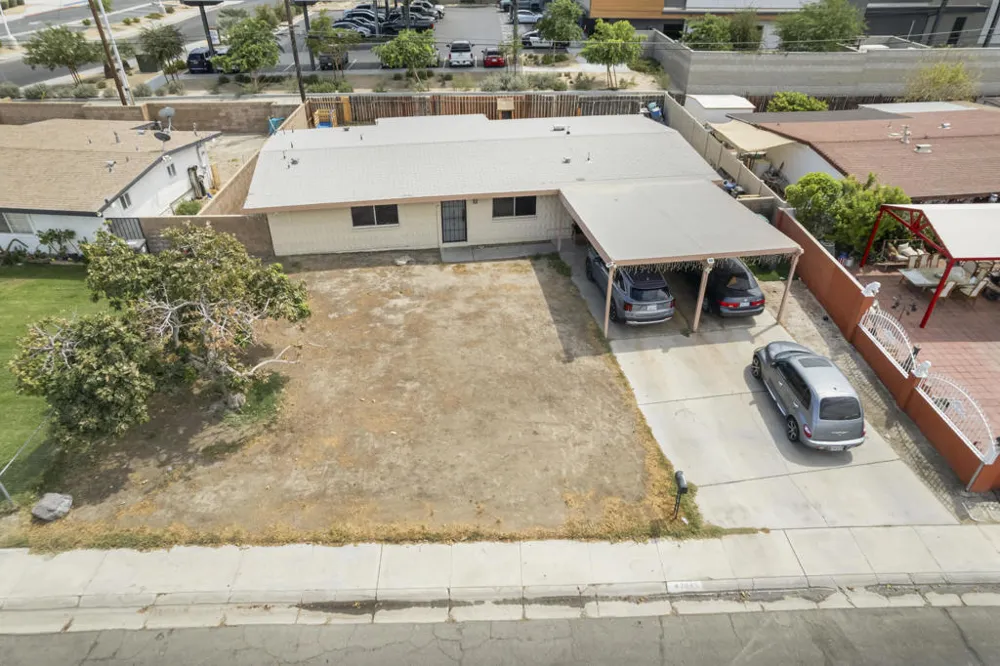 83085 Stone Canyon Avenue Indio, CA 92201