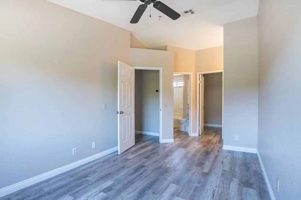 448 Tava Lane Palm Desert, CA 92211