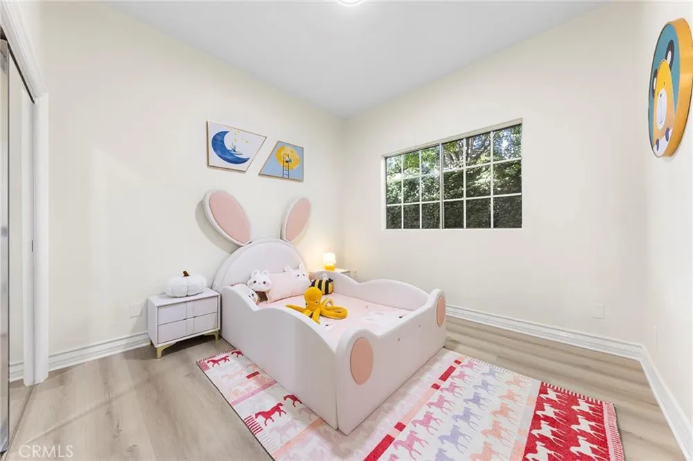 136 Garfield Place Monrovia, CA 91016